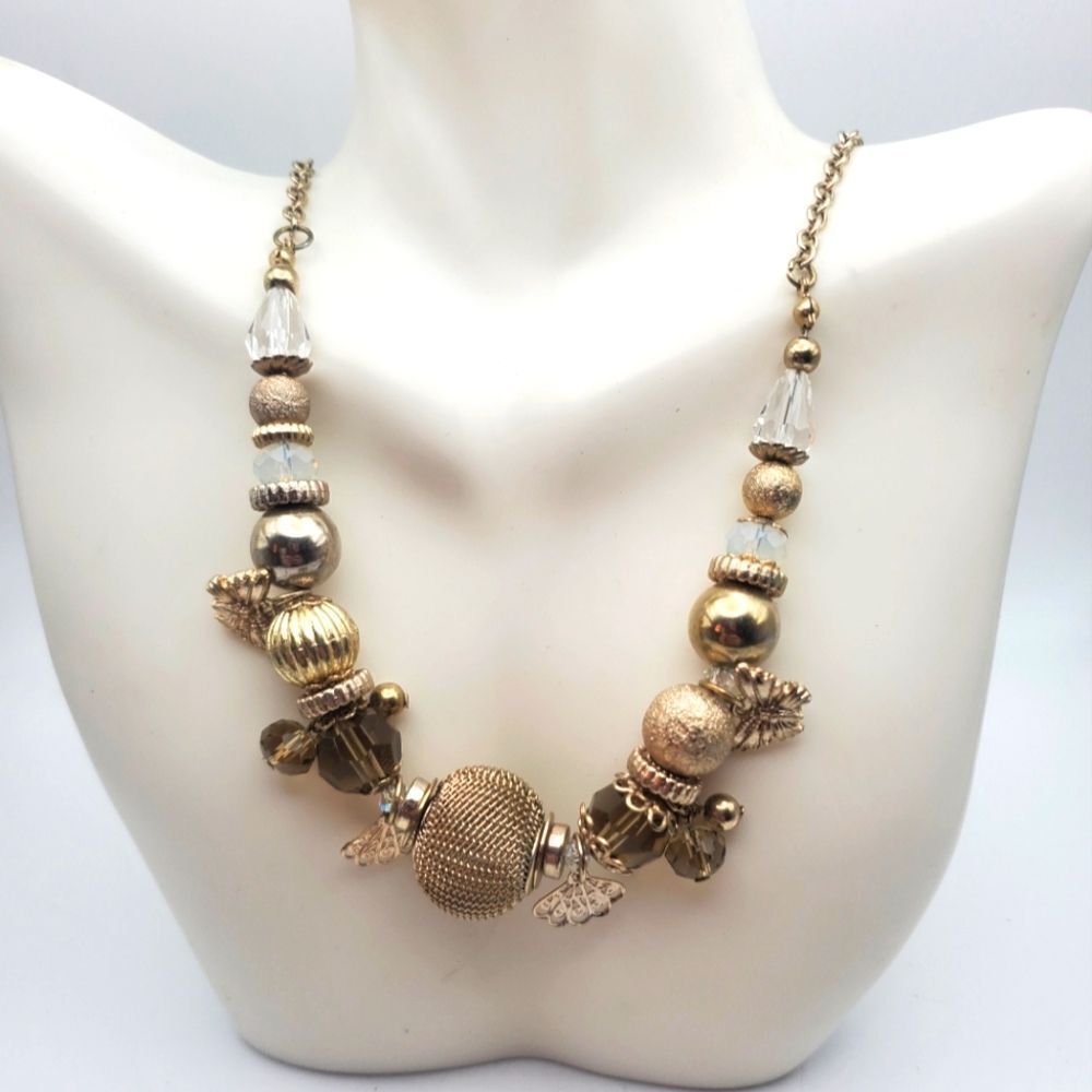 Butterfly colony‎ garden estate beaded necklace casual or formal wear jewelry